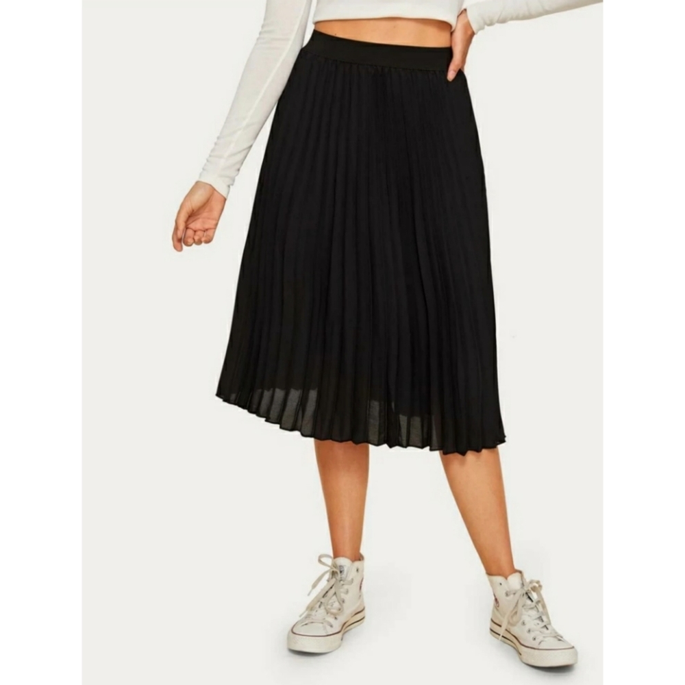 Elastic Waist Pleated Midi Skirt